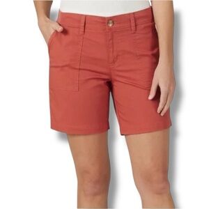 Lee Women's Size 18 Elastic Waist Cinnamon Color Chino Shorts